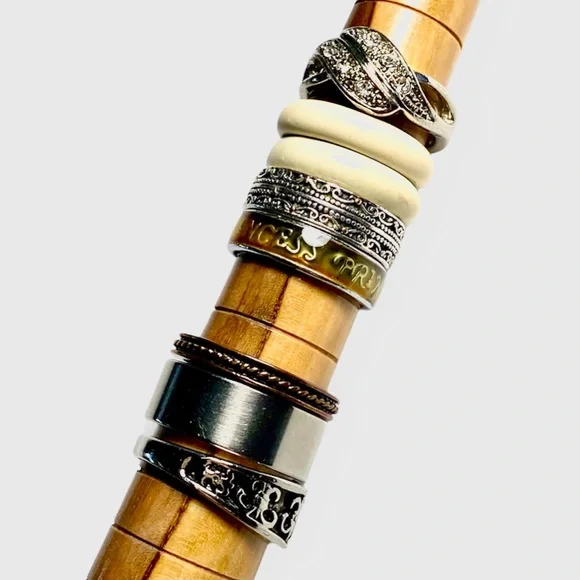 8 RINGS | Rhinestone | Mixed Metals Stack - Picture 1 of 15